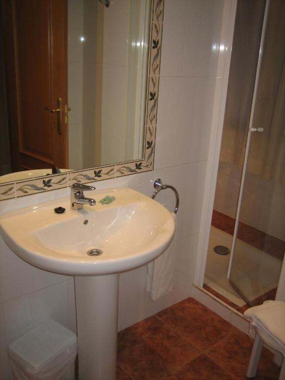 Hotel Chane La Puebla De Alfinden 部屋 写真