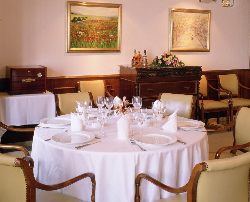 Hotel Chane La Puebla De Alfinden エクステリア 写真