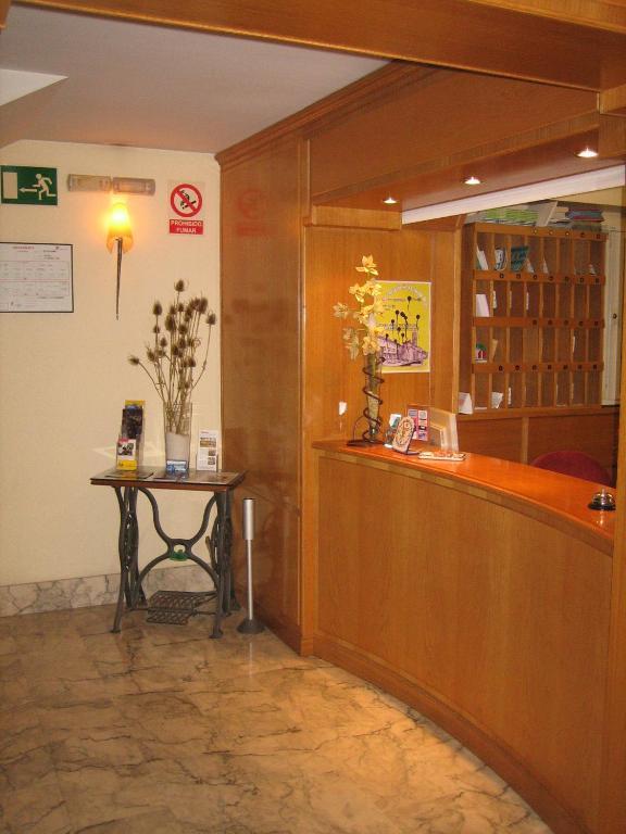 Hotel Chane La Puebla De Alfinden エクステリア 写真