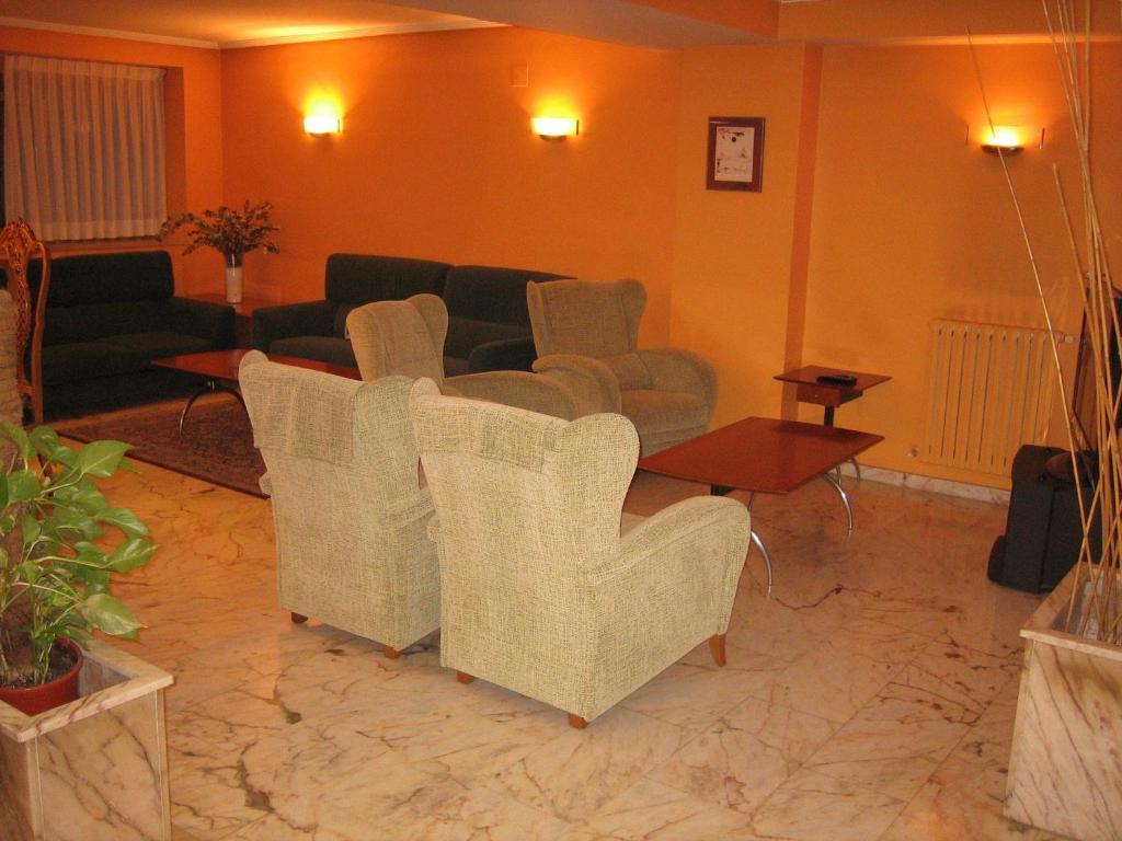Hotel Chane La Puebla De Alfinden エクステリア 写真